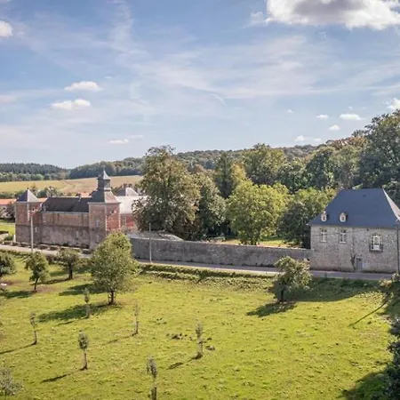 Domaine Du Chateau De Haltinne-maison Du Jardinier