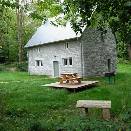 Domaine Du Chateau De Haltinne-maison Du Jardinier Gasthof 4*