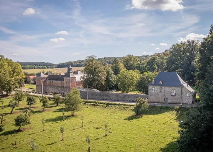 Domaine Du Chateau De Haltinne-maison Du Jardinier