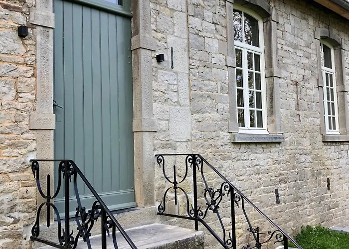 بيت ضيافة Domaine Du Chateau De Haltinne-maison Du Jardinier 4*