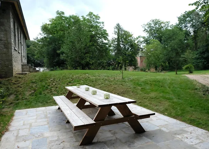 بيت ضيافة Domaine Du Chateau De Haltinne-maison Du Jardinier 4*